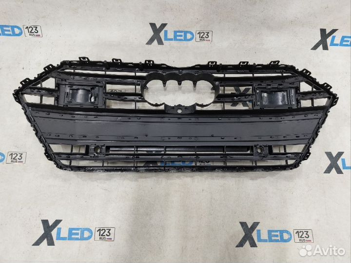 Решетка радиатора Audi S7C8 A7 C8