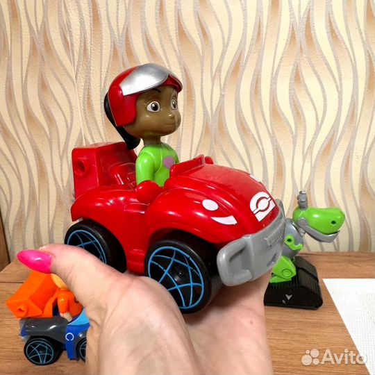 Инерционные машинки набор Rusty Rivets