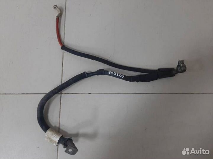 Клемма аккумулятора + Volkswagen Jetta 5K 2011