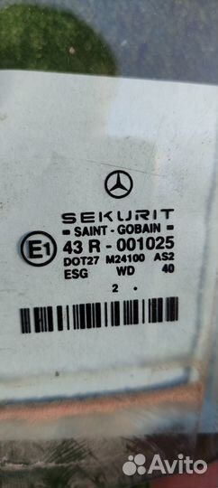 Стекло двери задней левой Mercedes Benz W211