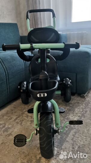 Велосипед с родительской ручкой