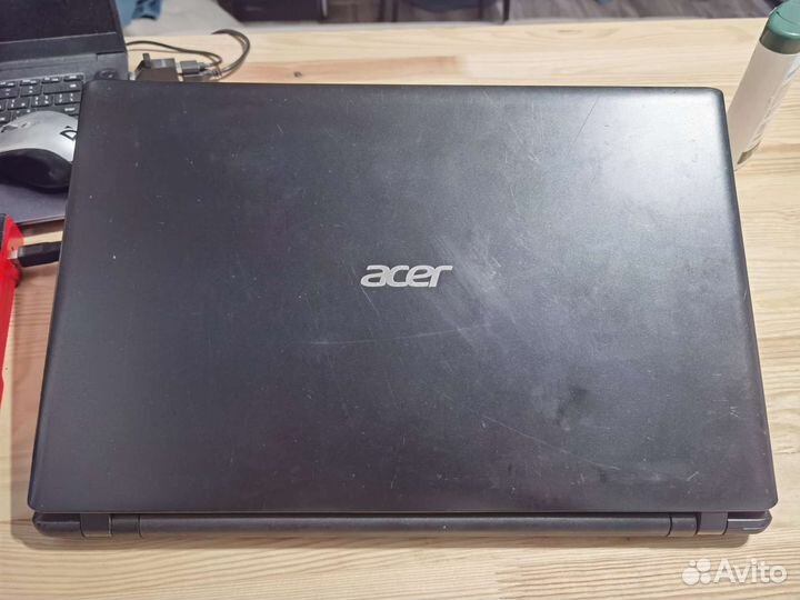 Ноутбук Acer v5-551g-644544g50makk