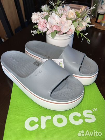 Женские шлепанцы Crocs на платформе 39