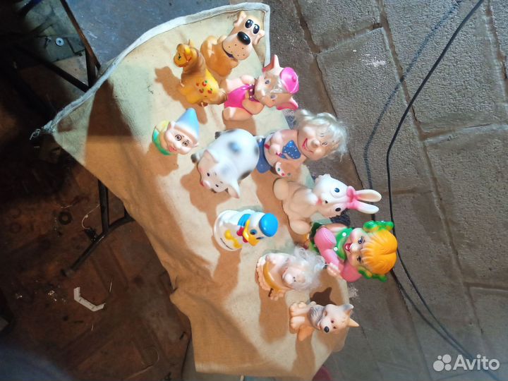 Игрушки резиновые