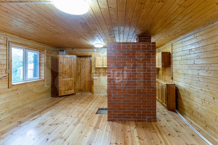 Дом 76,5 м² на участке 5,4 сот.