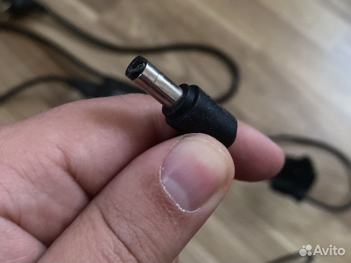 Блок питания для ноутбука