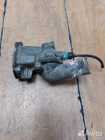 Термостат Volvo V70 B5254S 1999