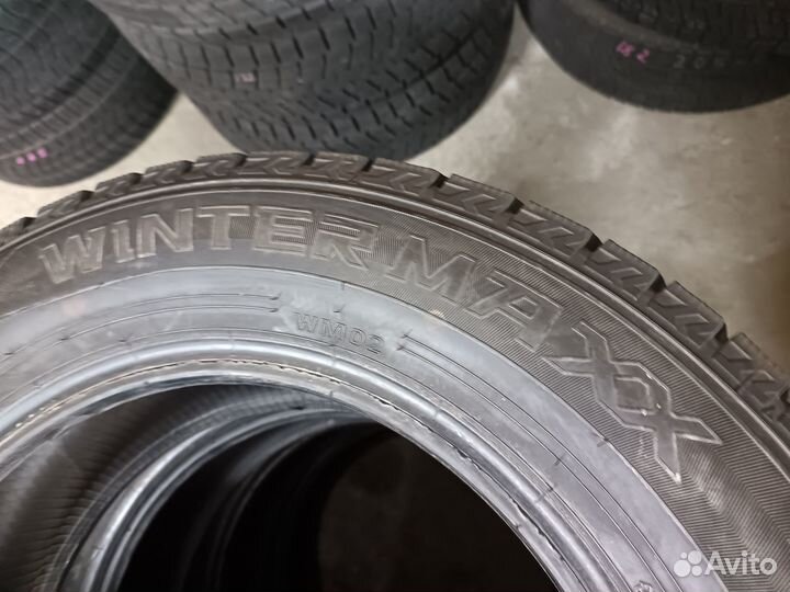 Dunlop Winter Maxx WM02 195/65 R15