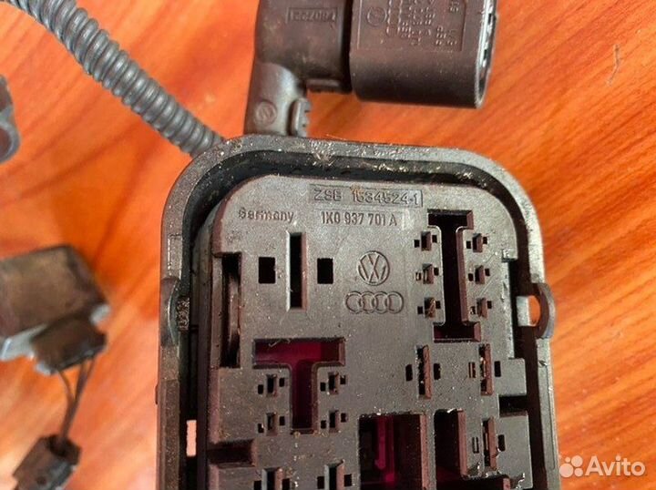 Подкапотная проводка Skoda Octavia A5 BLF 2005