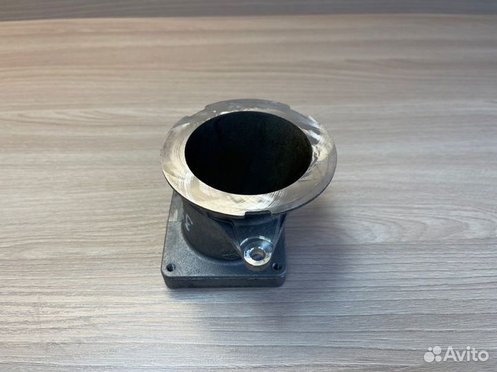 Флянец дроссельной заслонки Renault Logan