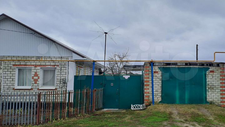 Дом 32,9 м² на участке 4 сот.