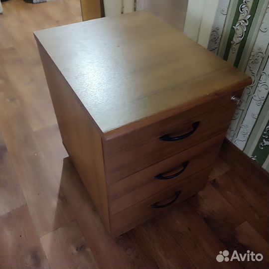 Тумбочка офисная бу