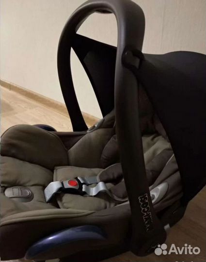 Автолюлька Maxi cosi cabriofix 0+ (0-13 кг)