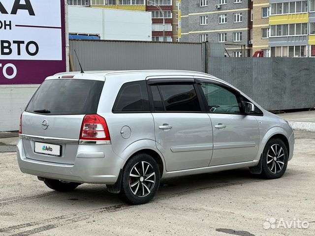 Opel Zafira 1.8 МТ, 2013, 137 252 км