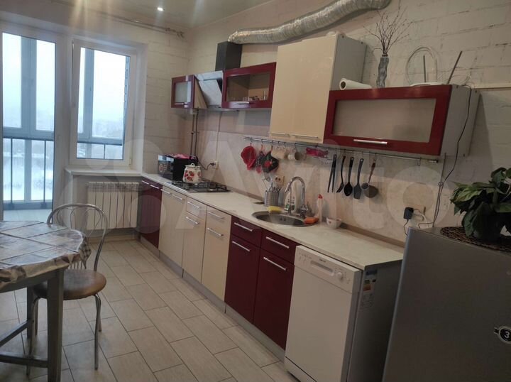 2-к. квартира, 67 м², 10/10 эт.