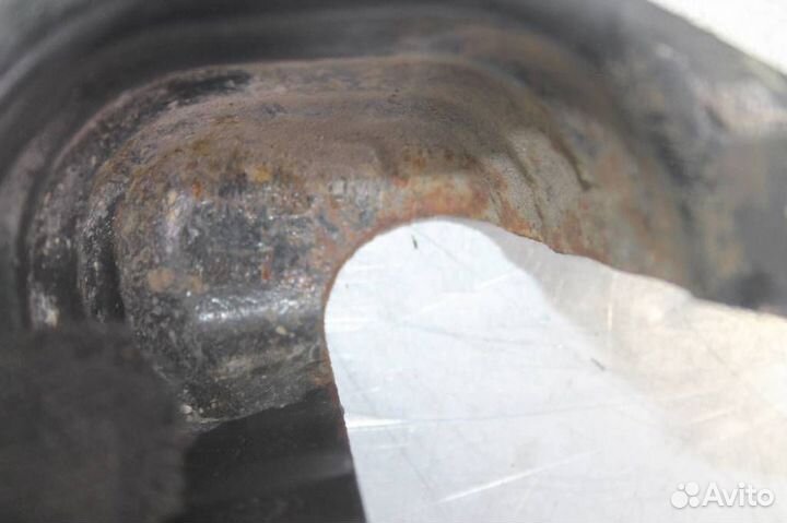 Кронштейн усилителя заднего бампера правый Nissan