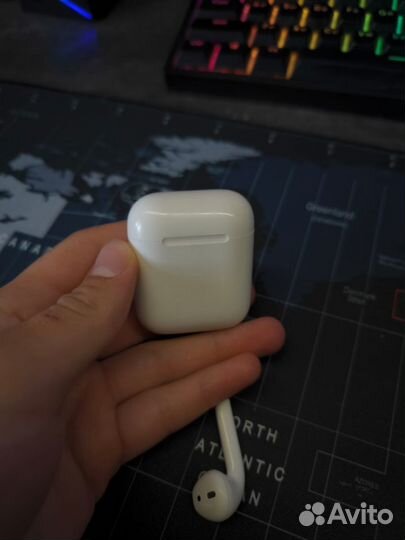 Наушники Airpods 2 оригинал (б/у)