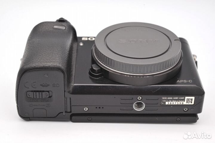 Sony a6000 body (22k)