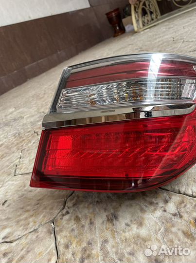 Правый фонарь toyota camry 55