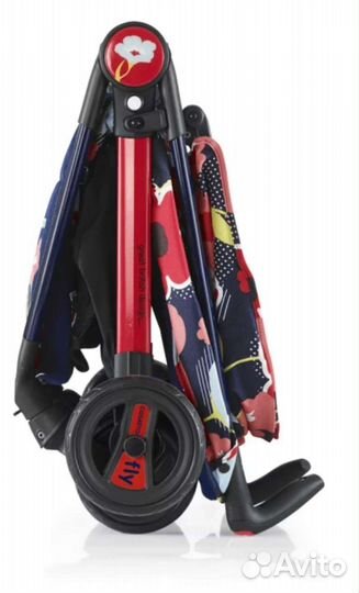 Прогулочная коляска cosatto