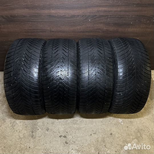 Goodyear Eagle Ultra Grip GW-3 245/40 R18 97V