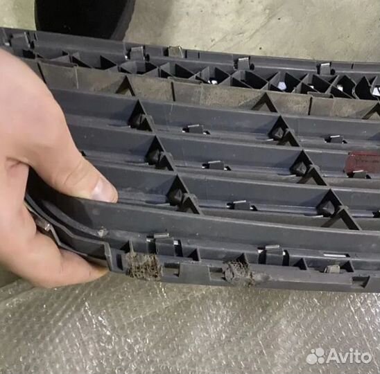 Решетка радиатора Mercedes c-class w204
