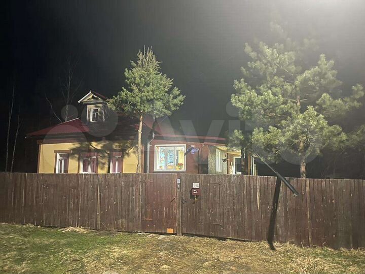 Дом 168 м² на участке 15 сот.