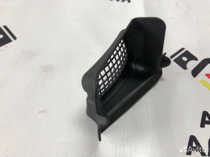 Жабо Bmw X1 E84 N20B20A 2015