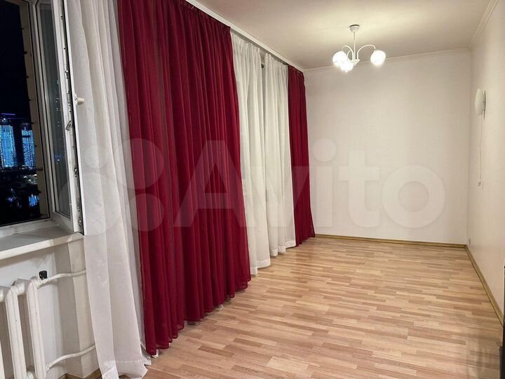 1-к. квартира, 50 м², 7/10 эт.