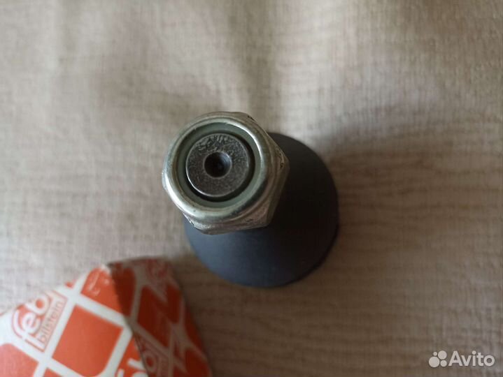 Шаровая опора Т4