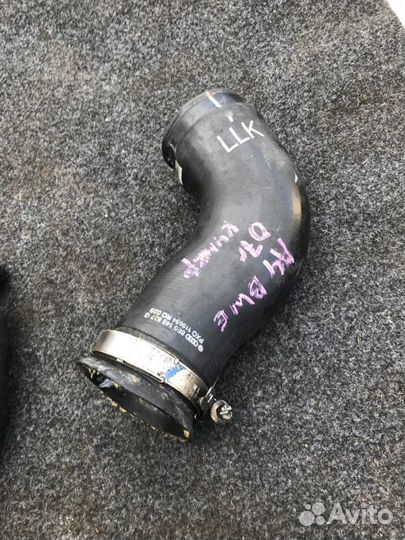 Патрубок интеркулера Audi A4