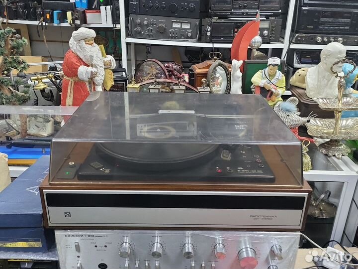 Проигрыватель винила радиотехника 001