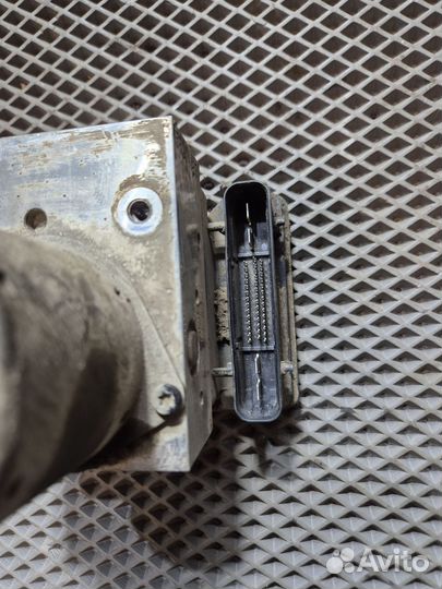 Блок ABS Kia Cerato 2 TD