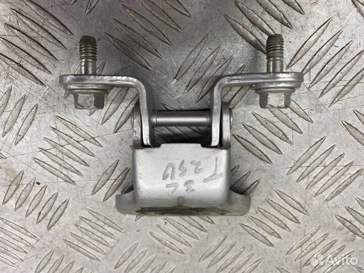 Б/У петля двери задний левый Chevrolet Aveo T250