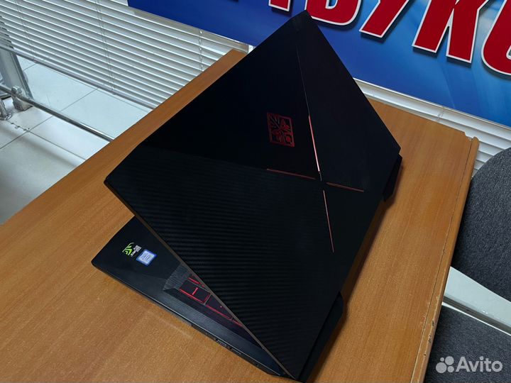 Игровой ноутбук HP Omen 17 / i7 / gtx 1050