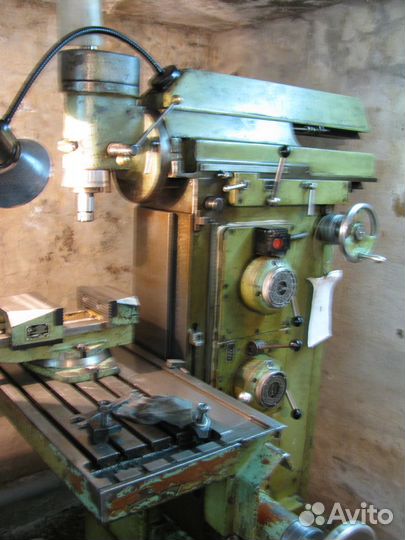 Токарь, фрезеровщик