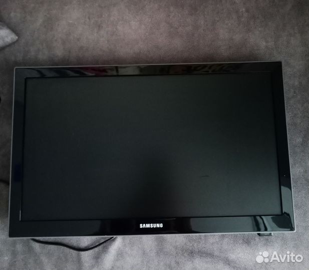 Телевизор samsung