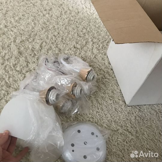 Люстра новая в коробке