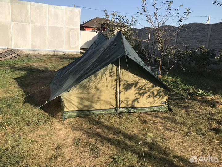 Палатка туристическая 3 местная Nova Tour