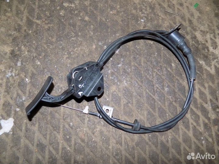 Трос открывания капота C4 II 2011