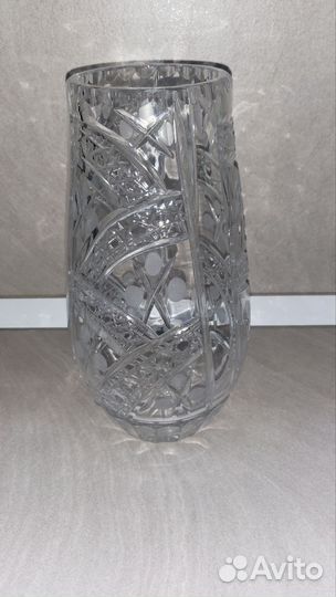 Хрустальная ваза