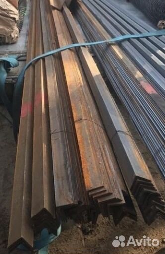 Уголок 32/32, 40/40