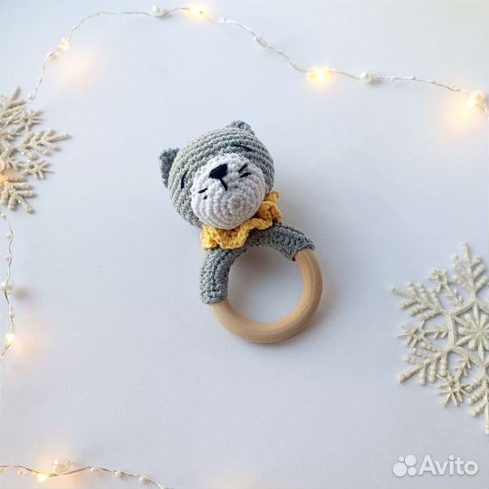 Вязаные игрушки погремушки ручной работы
