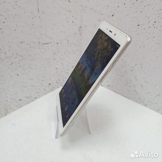 Планшет Samsung Galaxy tab A (8.0/2019) 2\32 Гб