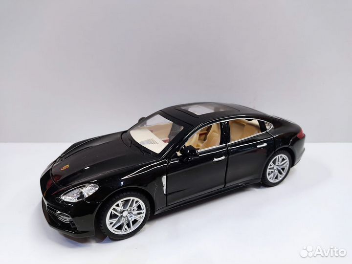 Модель машинки мерседес