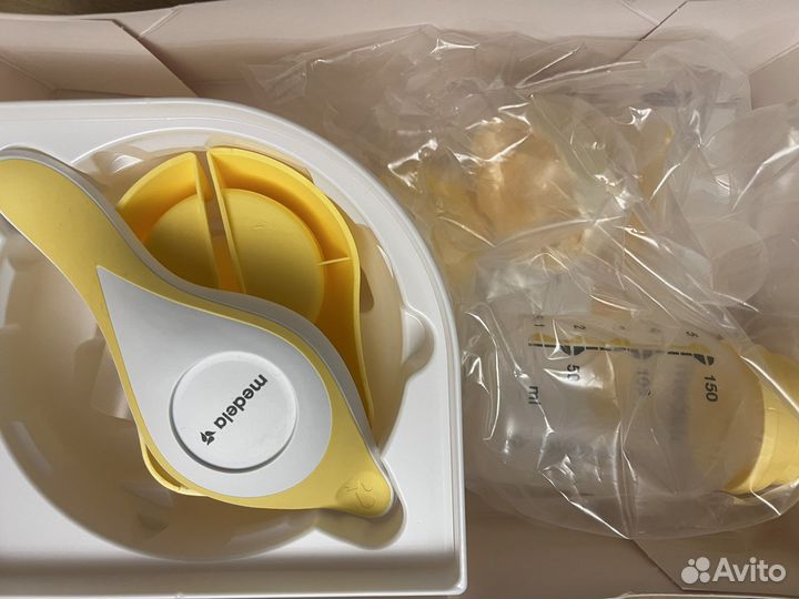 Молокоотсос medela ручной