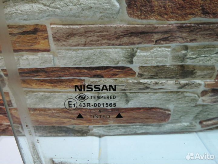 Стекло заднее правое Nissan Teana L33 Л33