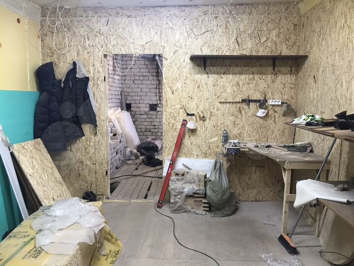 Гараж, > 30 м²