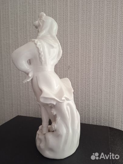 Винтажная китайская статуэтка