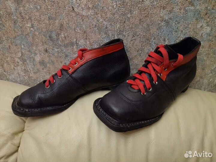 Ботинки лыжные р. 38-39 кожа СССР